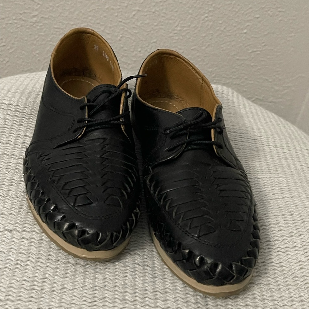 Shoe/huraches